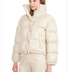 LAST CHANCE! En Saison vegan leather puffer jacket